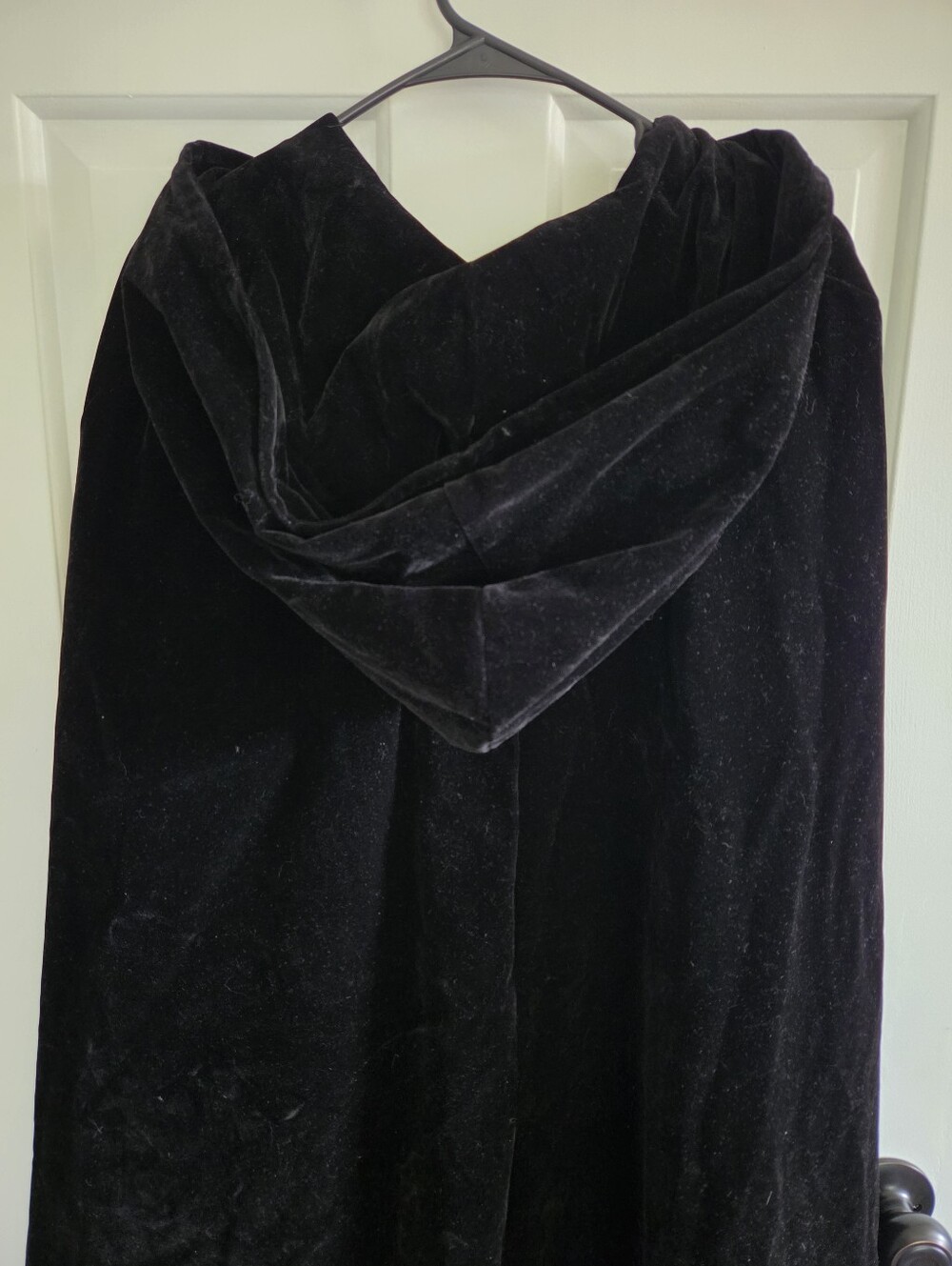 Long Black Gothic Velvet Cape halloween cosplay dressup witchy dark one size - Picture 7 of 11